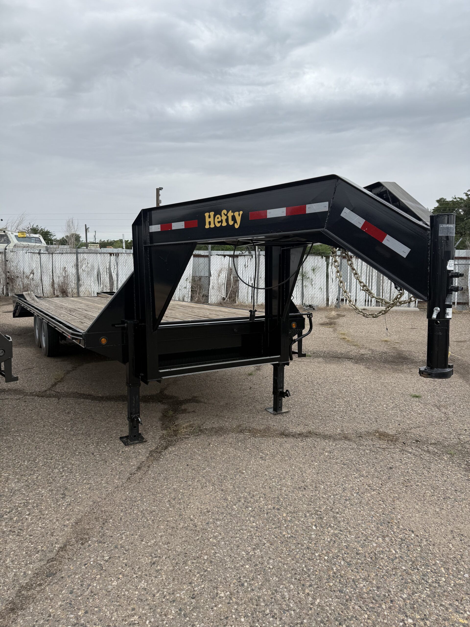 USED Hefty 102x25 4096 trailer Albuquerque