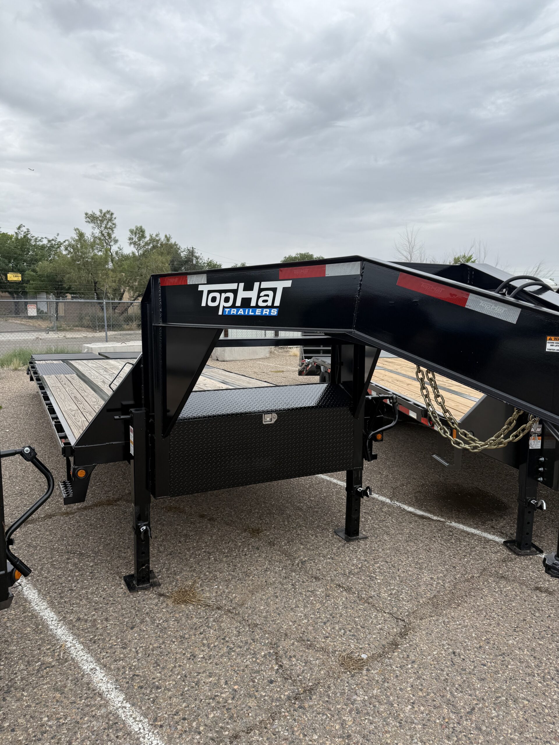 Top Hat 102x25 6093 trailer Albuquerque class=