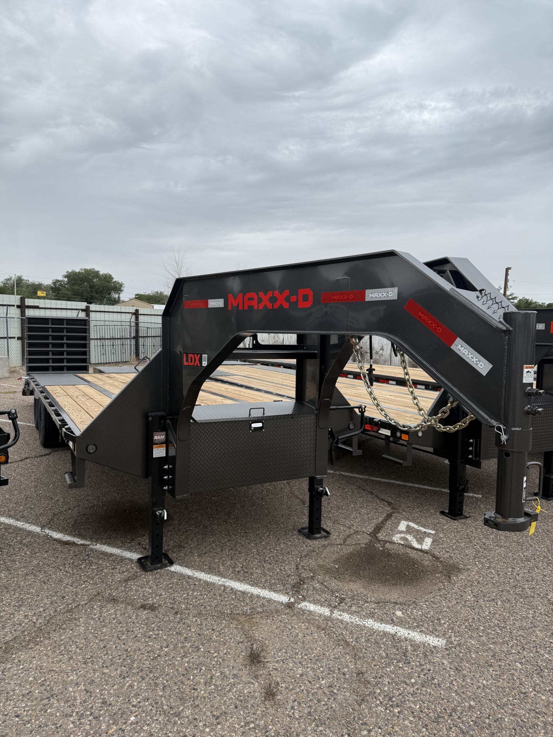 MaxxD LDX 102x25 5684 trailer Albuquerque class=